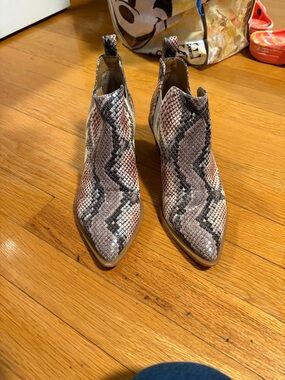 Dolce Vita Pink and Gray Snake-Print Pointed Ankle Boots